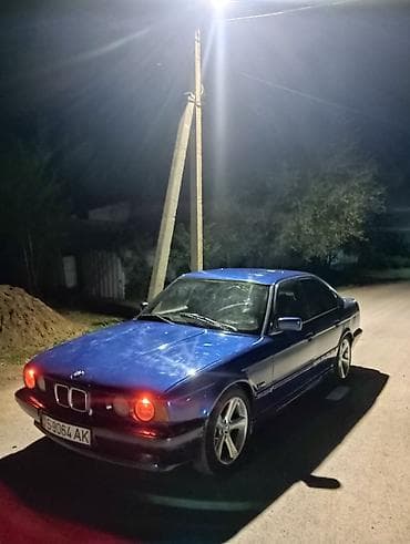 редкие авто: BMW 5 series: 1994 г., Седан — 4