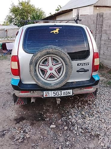 торпеда на ниву: Chevrolet Niva: 2005 г., 1.7 л, Механика, Бензин, Внедорожник — 4