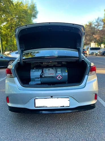 byd e3: Hyundai Sonata: 2018 г., 2 л, Автомат, Газ, Седан — 6