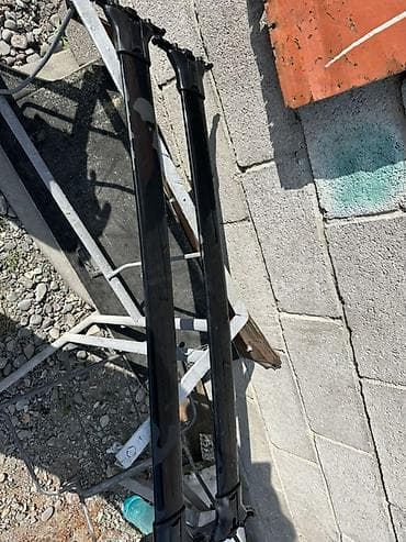 литые диски: Аэродинамические стойки багажника на крышу автомобиля (пара) - Тип — 1