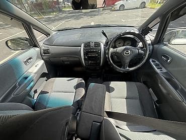 mazda demio 2004: Mazda PREMACY: 2004 г., 2 л, Автомат, Бензин, Универсал — 5
