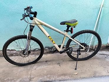 куплю вело: Продаю спортивный велосипед оригинал GT. ватсапка жаз — 1