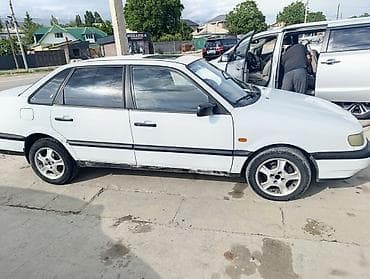 Унаа сатуу: Volkswagen Passat: 1994 г., Седан — 1