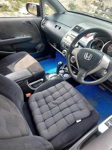 j 05: Honda Fit: 2005 г., 1.3 л, Вариатор, Бензин — 1
