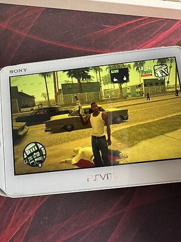 xbox 360 e: PlayStation Vita Slim (2000), белая. Идеальное состояние, полный — 4