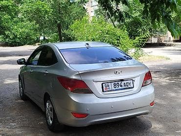 продаю или меняю обмен: Hyundai Solaris: 2013 г., 1.6 л, Механика, Газ, Седан — 9