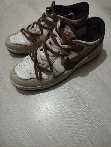 сапоги зимние женские натуральная кожа натуральный мех распродажа: Обувь кожаная с Европы, цена первых 250 сом.Вторая обувь теплая очень — 19