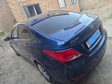 camry 35: Hyundai Solaris: 2015 г., 1.6 л, Автомат, Бензин, Седан — 4