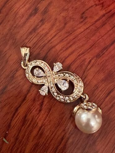 Кулон 500сом *бижутерия