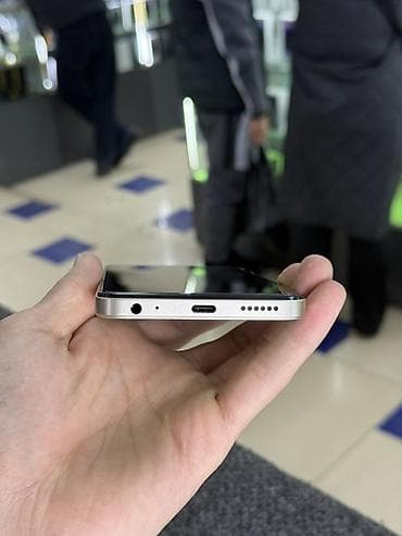 honor 6a: Tecno Spark Go, Новый, 64 ГБ, цвет - Голубой, 2 SIM — 3