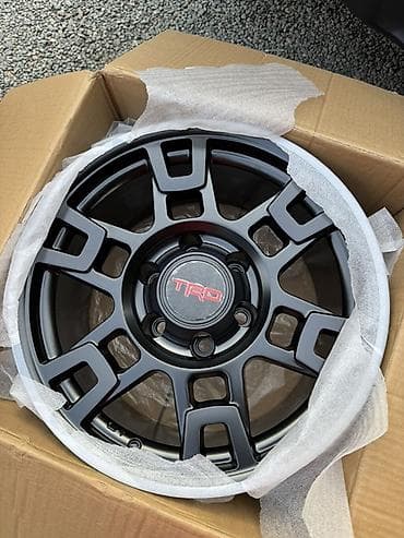 диски trd: Литые Диски R 17 TRD, Комплект, отверстий - 6, Новый — 1