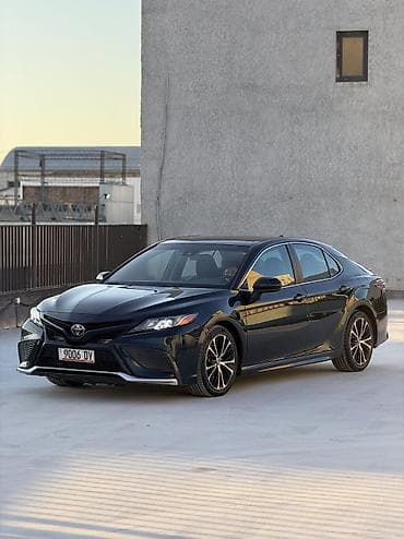 Toyota Camry: 2019 г., 2.5 л, Автомат, Бензин, Седан