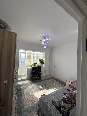 квартира 4 комнат: 2 комнаты, 2 м², 4 этаж — 4