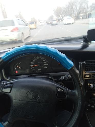 Транспорт: Toyota Carina E: 1997 г., 1.6 л, Кол менен иштөөчү, Бензин, Седан — 6
