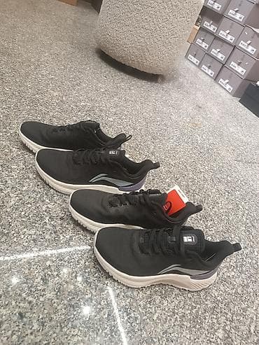 Мужская обувь: Мужские кроссовки, 40, Nike, Новый, цвет - Белый — 3