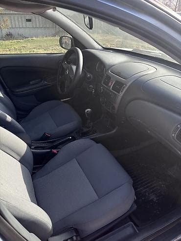 Продажа авто: Nissan Almera: 2005 г., 1.5 л, Механика, Бензин, Хэтчбэк — 3