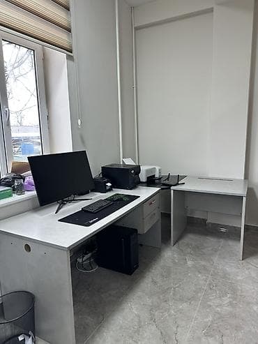 Комплектующие для мебели: Офисный комплект мебели в светло‑сером цвете (ЛДСП): - Письменный стол — 2