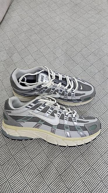 Мужские кроссовки, 42, Nike, Новый, цвет - Серый, Самовывоз at lalafo.kg Мужские кроссовки, 42, Nike, Новый, цвет - Серый, Самовывоз