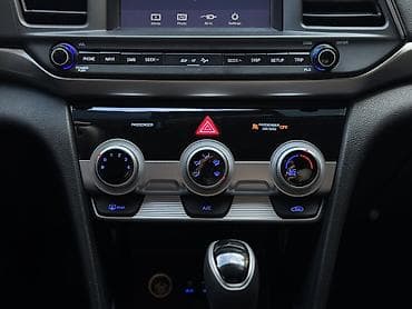 хундай аванте 1: Hyundai Avante: 2019 г., 1.6 л, Автомат, Бензин, Седан — 10