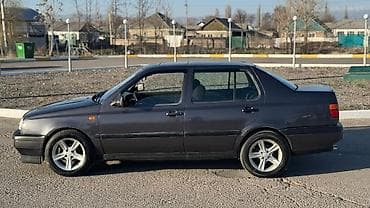 daewoo matiz 2010: Volkswagen Vento: 1993 г., 1.8 л, Механика, Бензин, Седан — 2