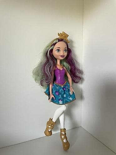 Зимний спорт: Кукла Ever After High — Мэдлин Хэттер (Madeline Hatter). Коллекция — 1