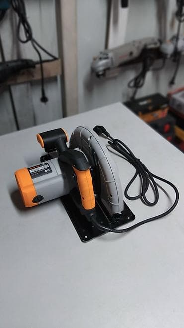 220v: Циркулярные электропилы Новый, От электросети, Leiya, Диаметр диска: 255 мм, Настольная — 1