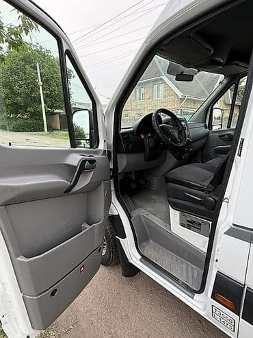 2 2 мерс: Легкий грузовик, Mercedes-Benz, Стандарт — 8