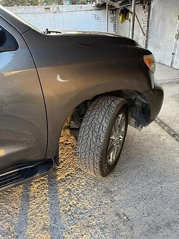 тойота секвея: Toyota Sequoia: 2008 г., 5.7 л, Типтроник, Бензин, Внедорожник — 10