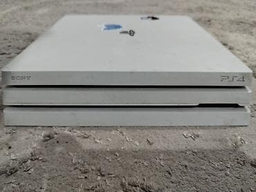 ps игры: PlayStation 4 Pro (белая) - Модель: Sony PS4 Pro (логотип PS4, корпус — 3