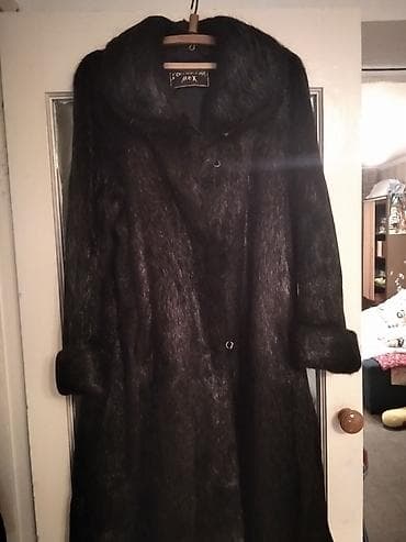 Шуба (Нутрия) р-р 52-54, состояние отличное., Фирма "Российский мех"