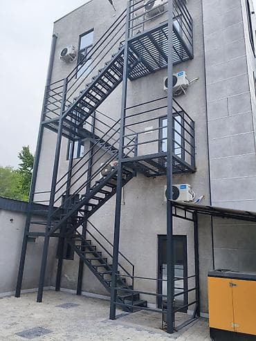 гараж склад: Здание, С оборудованием 20 м² — 9