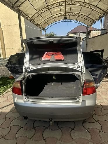 авто самсунг: Audi A4: 2003 г., 2 л, Механика, Бензин, Седан — 3