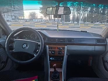 моющий пылесос для химчистки салона автомобиля бу: Mercedes-Benz W124: 1990 г., 2.5 л, Механика, Дизель, Седан — 8