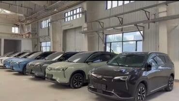 коммутатор ниссан: Представляем современный кроссовер темно-зеленого цвета. Автомобиль — 1