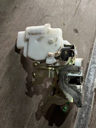 изготовление чип ключа для автомобиля: Центральный замок Nissan 2008 г., Б/у, Оригинал, Япония — 2