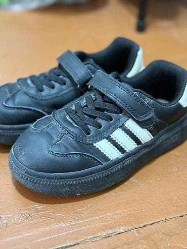 обувь мужское: Детские кроссовки, черные с белыми полосками. - Верх: синтетическая — 1