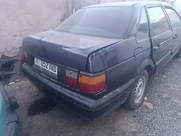 honda e: Volkswagen Passat: 1988 г., Седан — 3