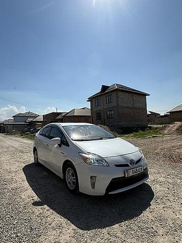 Toyota Prius: 2012 г., Гибрид, Лифтбек