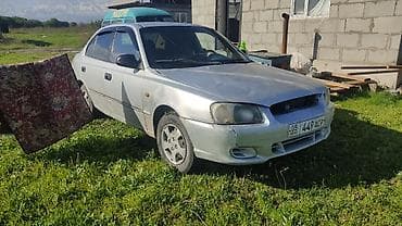 Hyundai Accent: 2001 г., Механика, Бензин, Седан