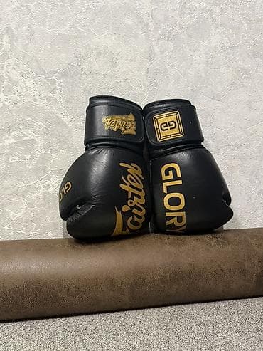 черные перчатки: Боксёрские перчатки Fairtex x GLORY — 3