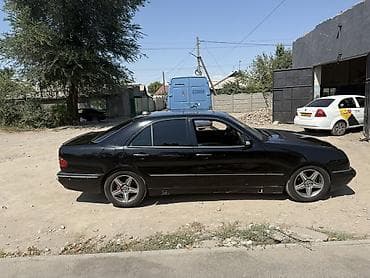 е34 4 4: Mercedes-Benz E-Class: 1999 г., 3.2 л, Автомат, Седан — 5