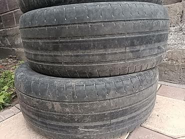 Шиналар жана дисктер: Комплект летних шин 225/55 R17 Б/У цена 2000 за комплект - Размер — 4