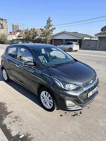 самый дешёвый авто: Chevrolet Spark: 2020 г., 1 л, Автомат, Бензин, Хэтчбэк — 1
