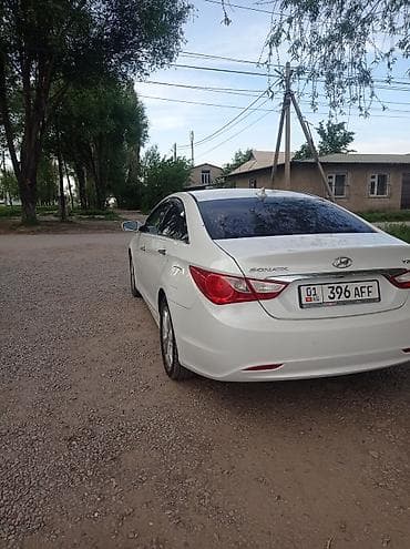 2011: Hyundai Sonata: 2011 г., 2 л, Автомат, Бензин, Седан — 5