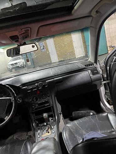 шит прибор мерс 210: Mercedes-Benz E-Class: 1999 г., Седан — 9