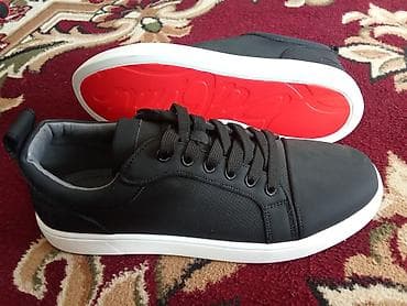Эркектердин кроссовкасы, 44, Christian Louboutin, Жаңы, түсү - Кара, Өзү алып кетүү — 1