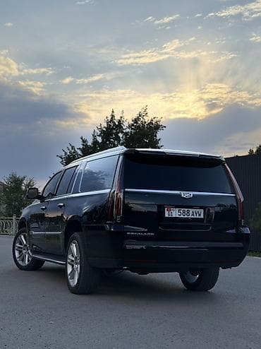 Cadillac Escalade: 2019 г., 6.2 л, Автомат, Бензин, Внедорожник — 8