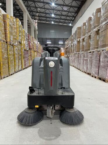 оборудование для мороженного: Продается!! Продается !!! Большая подметально-уборочная машина — 2