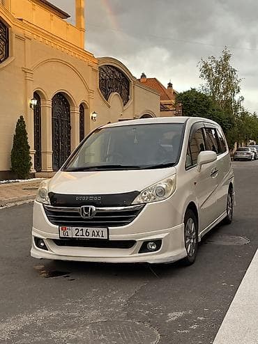 step: Honda Stepwgn: 2005 г., 2 л, Автомат, Бензин, Минивэн — 2