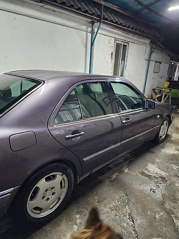 бампер rf1: Mercedes-Benz E-Class: 1995 г., 2.3 л, Механика, Бензин, Седан — 4